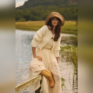 Reformation Prisca Elegant Cream Tulle Skirt Size M